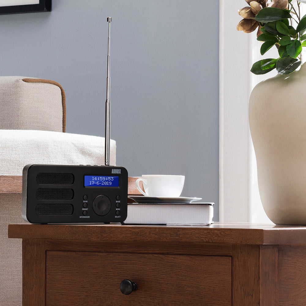 FM DAB+ Radio Portable Réveil Numérique RDS AUX Batterie Rechargeable August MB225 FM DAB+ Radio Portable Réveil Numérique RDS AUX Batterie Rechargeable August MB225